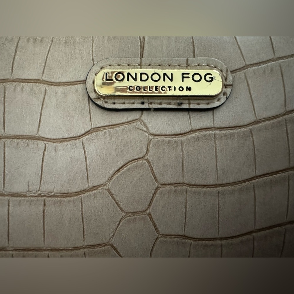 London Fog Adalia Croco Zip - Picture 3 of 6